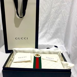 Gucci trapuntata wallet